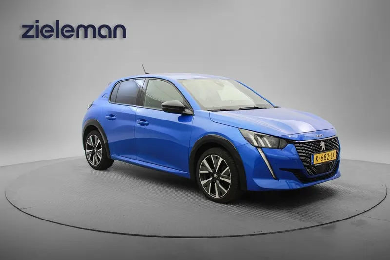 Peugeot 208 (2021)