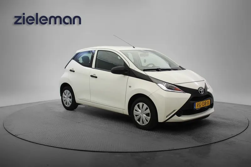 Toyota Aygo X (2017)