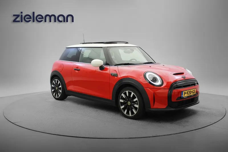 MINI Cooper (2022)