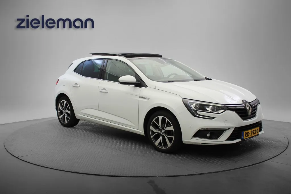 Renault Mégane (2017) — foto 1