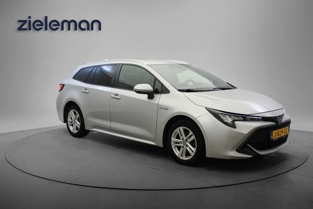 Toyota Corolla (2020) — foto 1