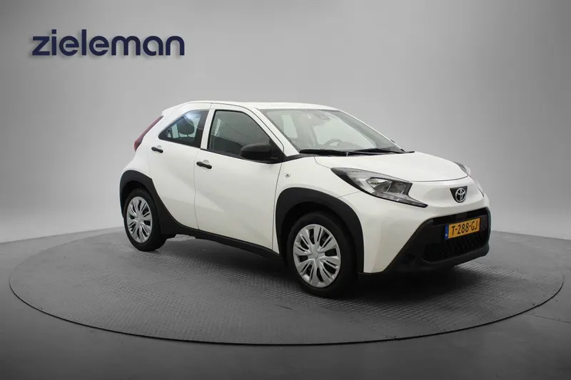Toyota Aygo X (2023)