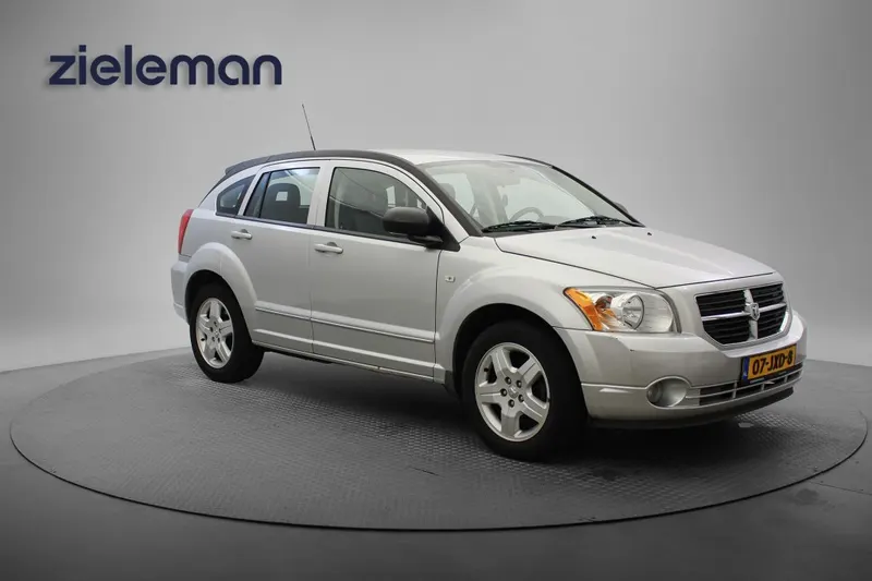 Dodge CALIBER (2009)