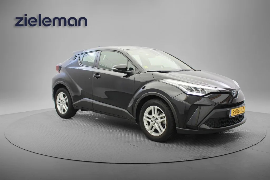 Toyota C-HR (2023) — foto 1