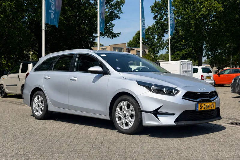 Kia Ceed (2023)