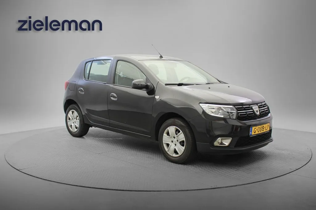 Dacia Sandero (2019) — foto 1