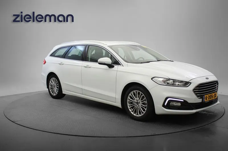 Ford Mondeo (2021)