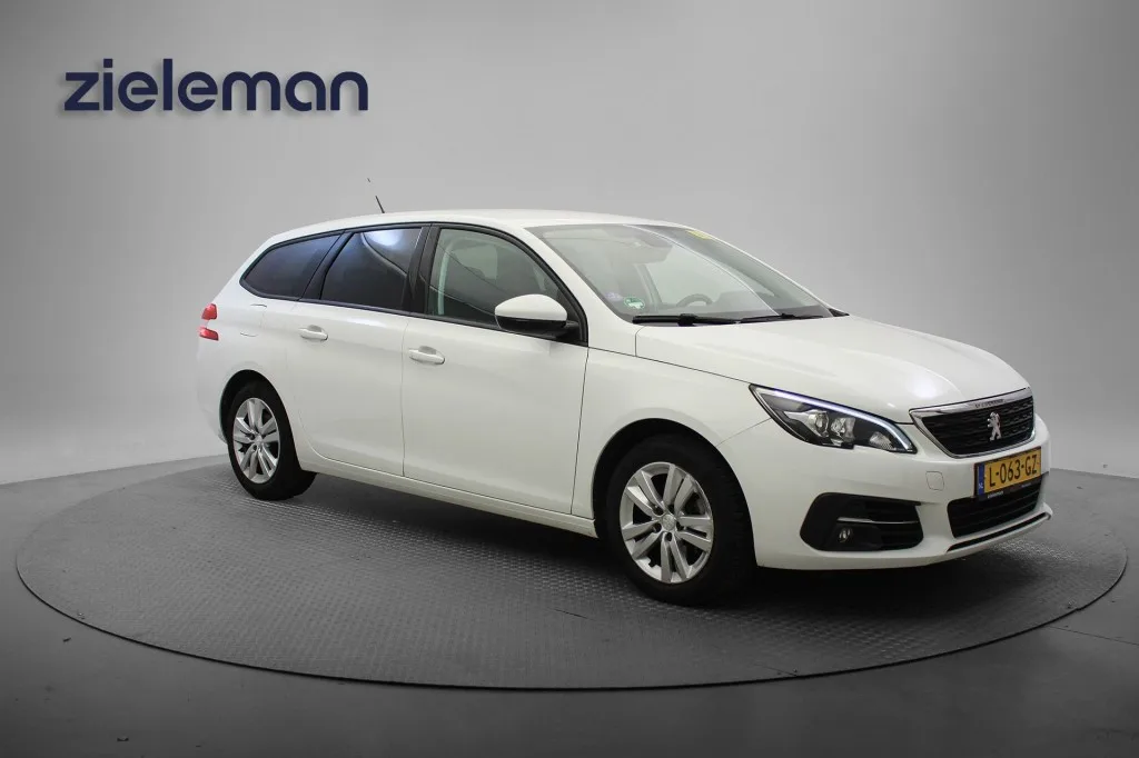 Peugeot 308 (2021) — foto 1