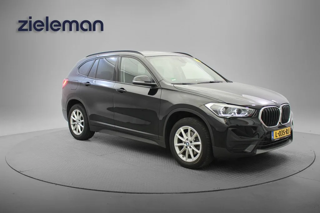 BMW X1 (2021) — foto 1