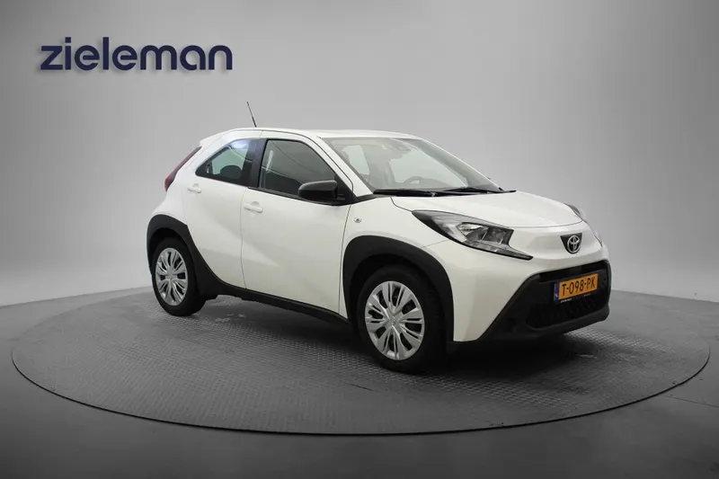 Toyota Aygo X (2023)