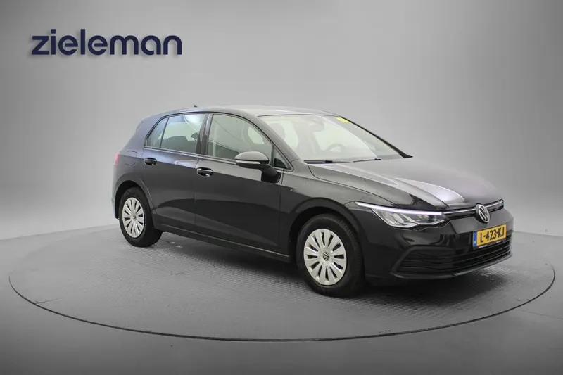Volkswagen Golf (2021)