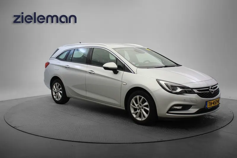 Opel Astra (2018)