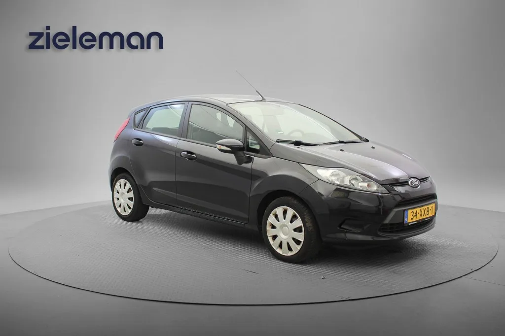 Ford Fiesta (2012) — foto 1