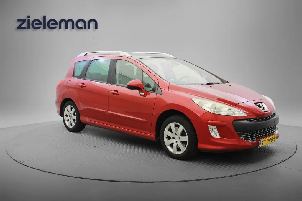 Peugeot 308 (2009) — foto 1