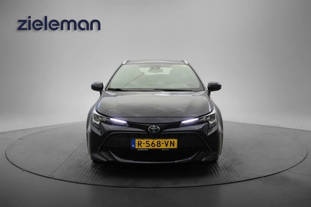 Toyota Corolla (2022) — foto 1
