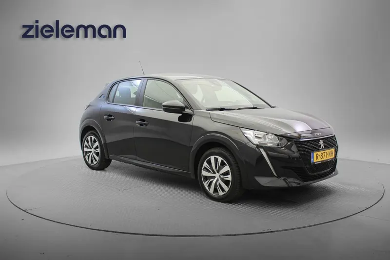 Peugeot e-208 (2022)
