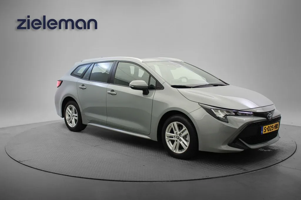 Toyota Corolla (2023) — foto 1