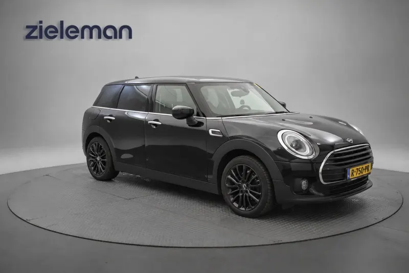 MINI Clubman (2023)