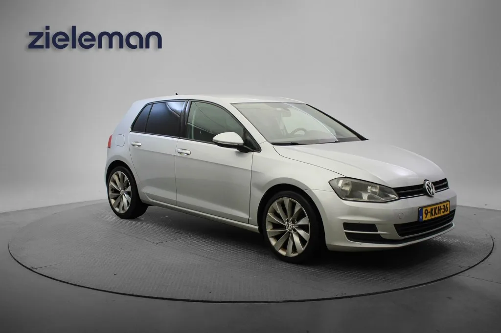 Volkswagen Golf (2013) — foto 1