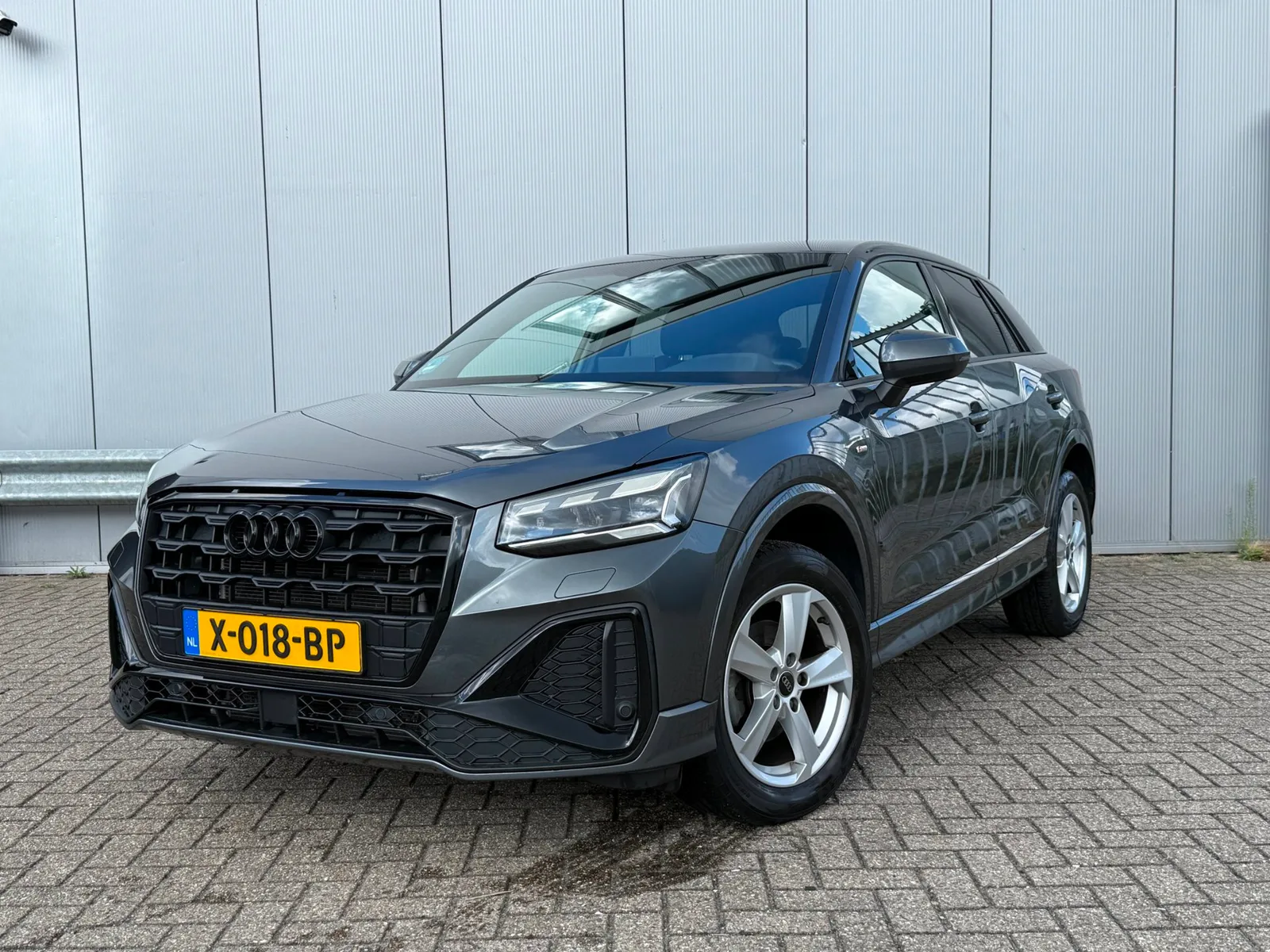 Audi Q2 (2023) — foto 1
