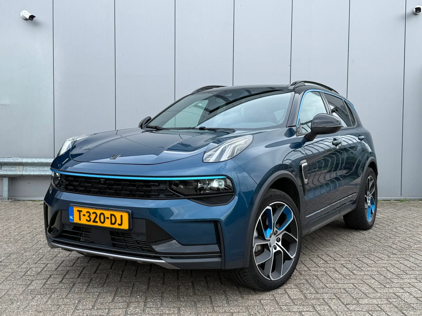 Lynk & Co 01 (2023) — foto 1