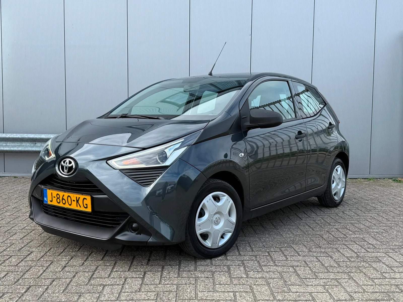 Toyota Aygo (2020) — foto 1