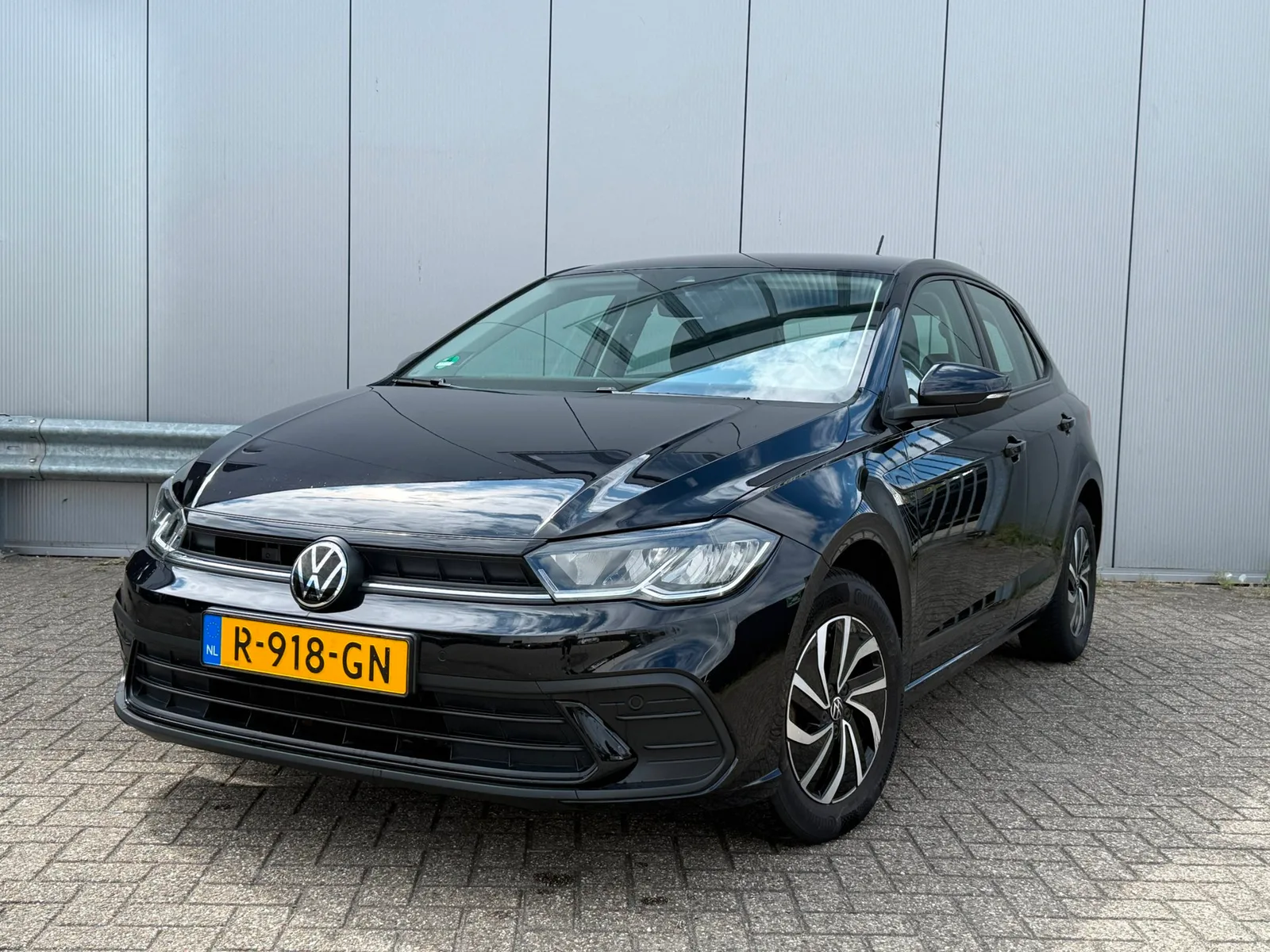 Volkswagen Polo (2022) — foto 1