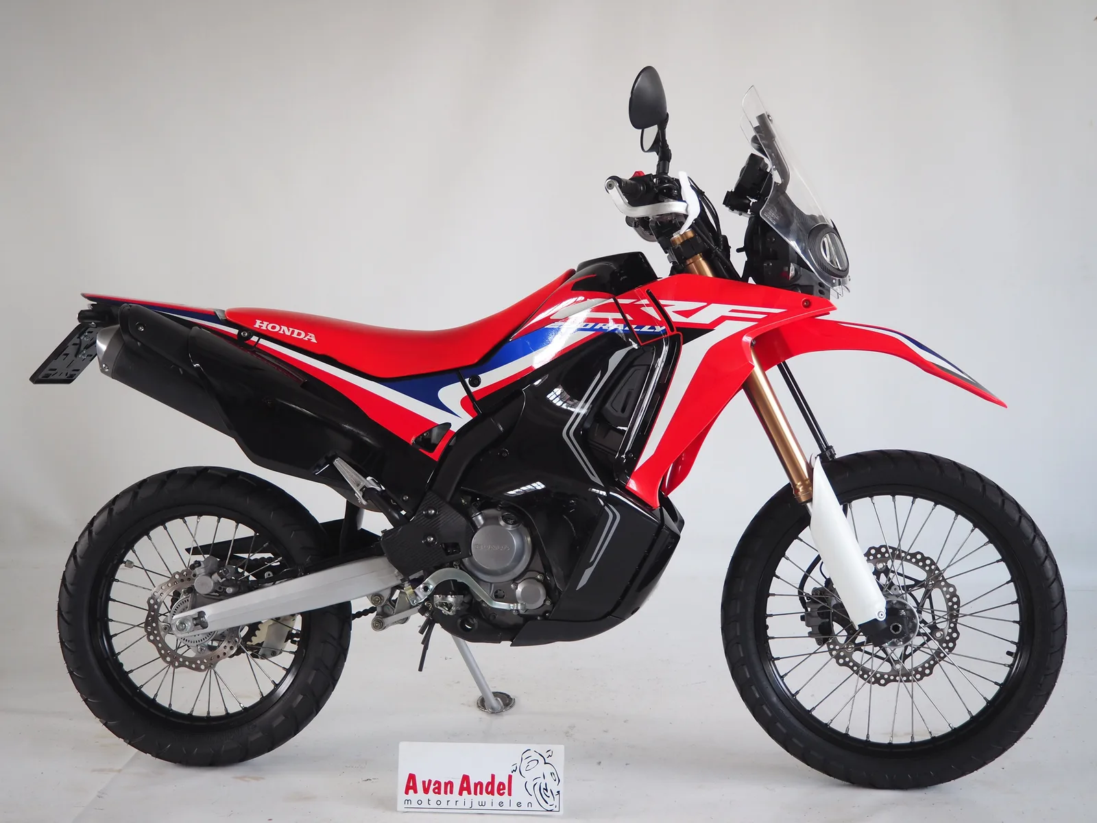 Honda CRF (2020) — foto 1