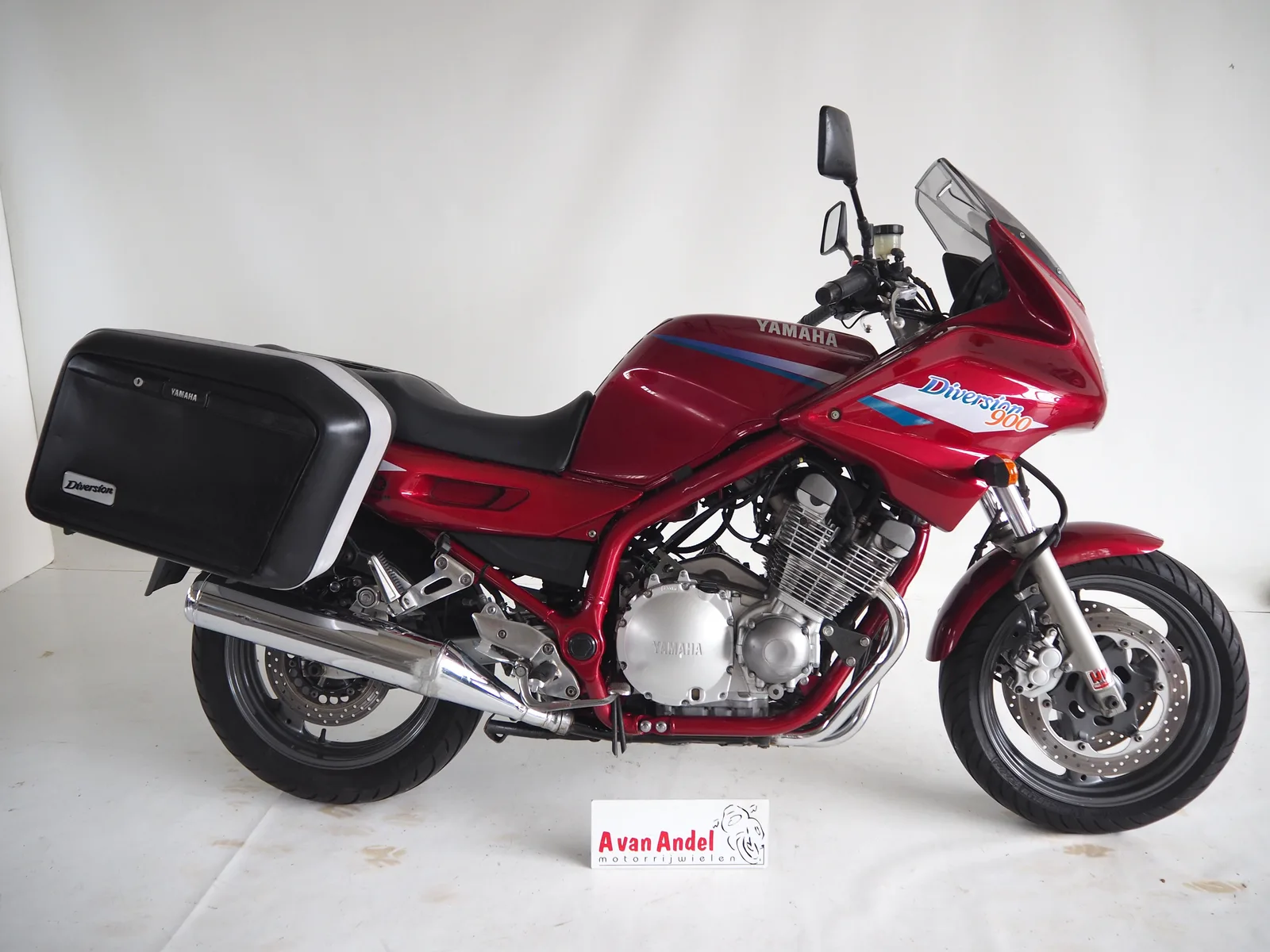 Yamaha XJ 900 S Diversion (2026) — foto 1