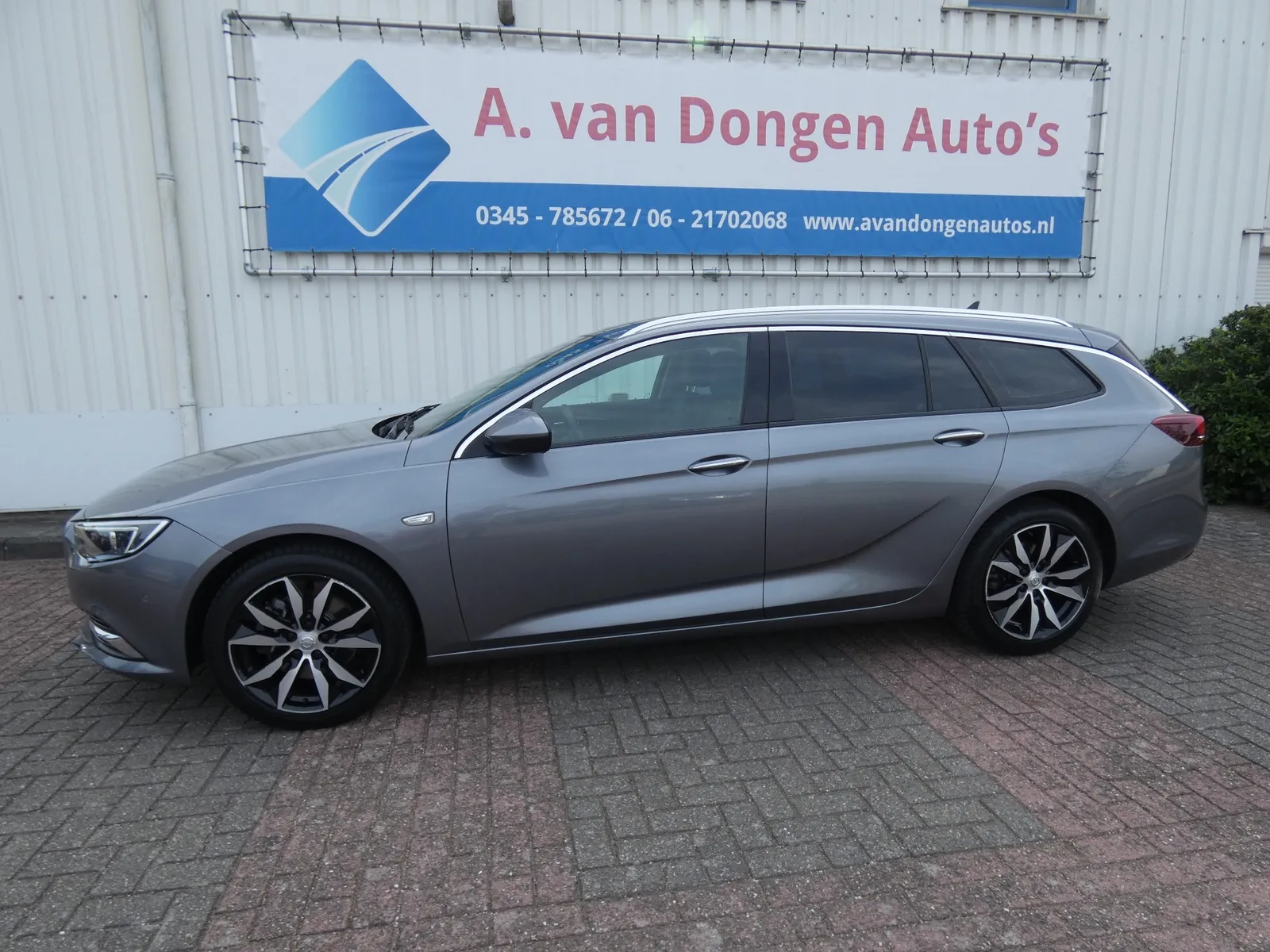 Opel Insignia (2018) — foto 1