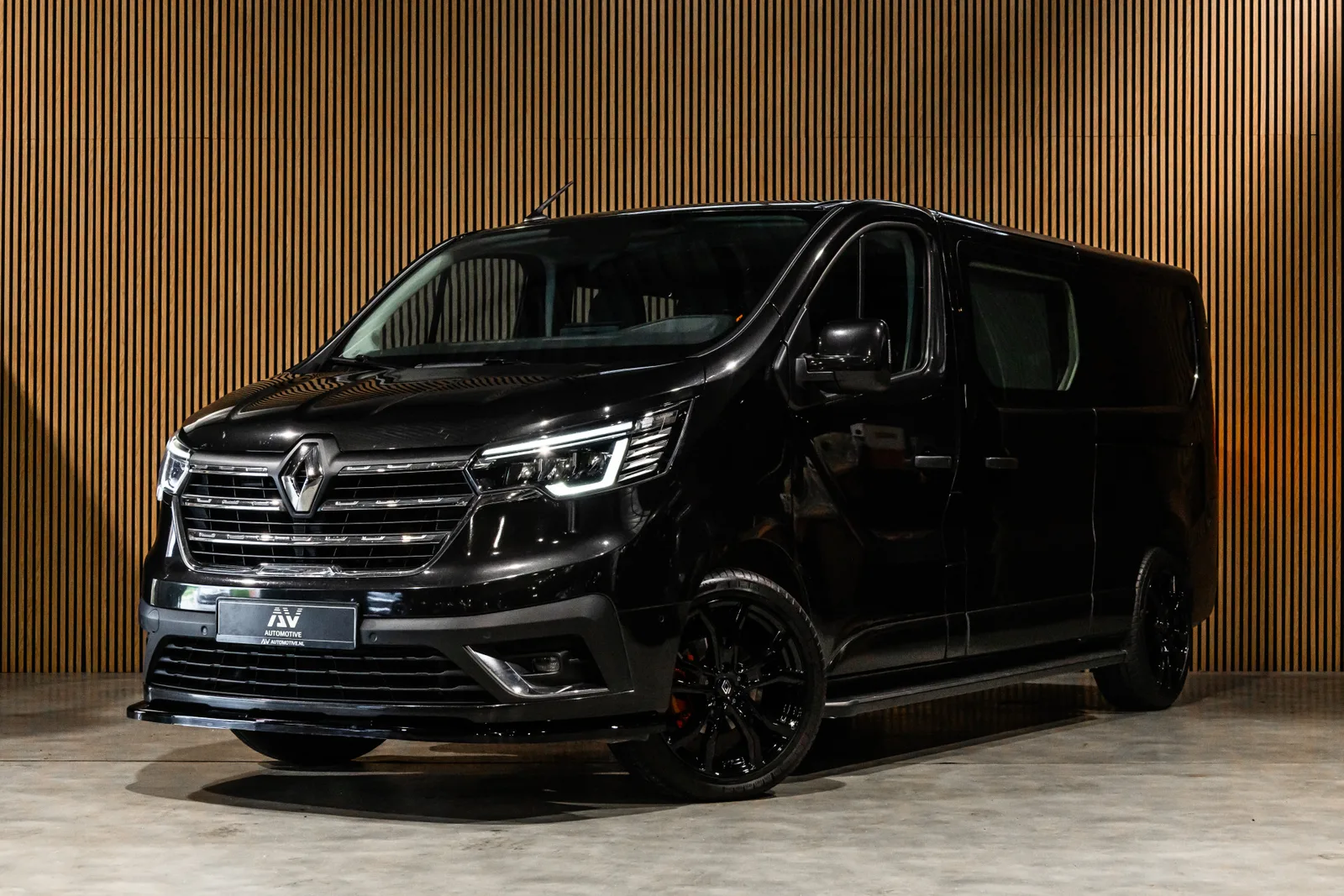 Renault Trafic (2022) — foto 1
