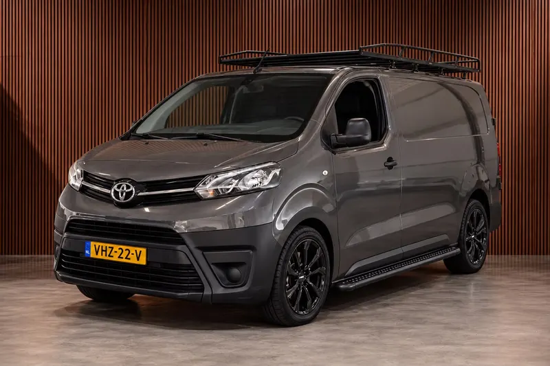 Toyota ProAce Worker (2021)