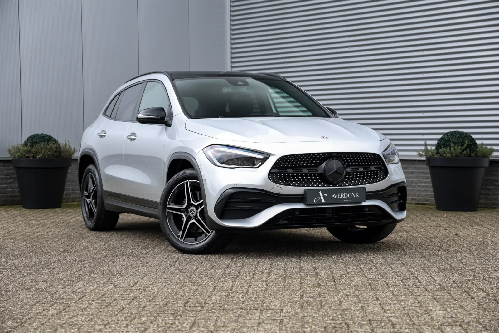 Mercedes-Benz GLA (2021) — foto 1