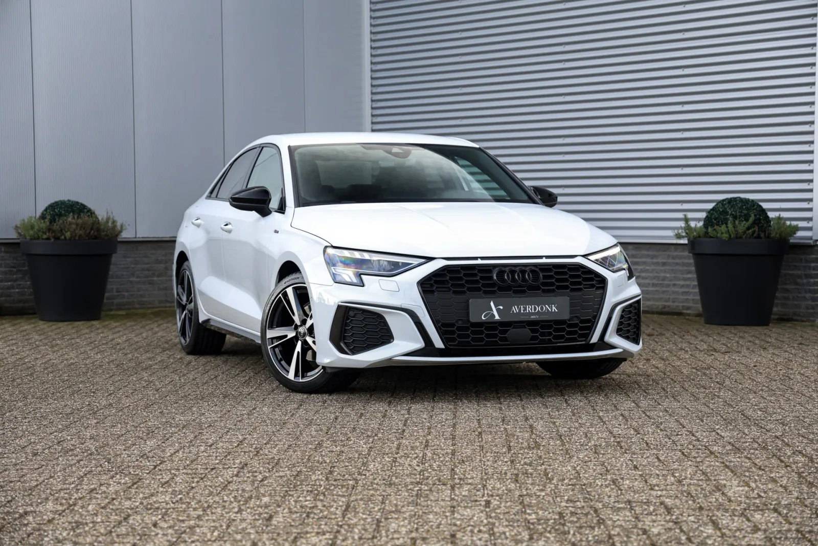 Audi A3 (2023) — foto 1