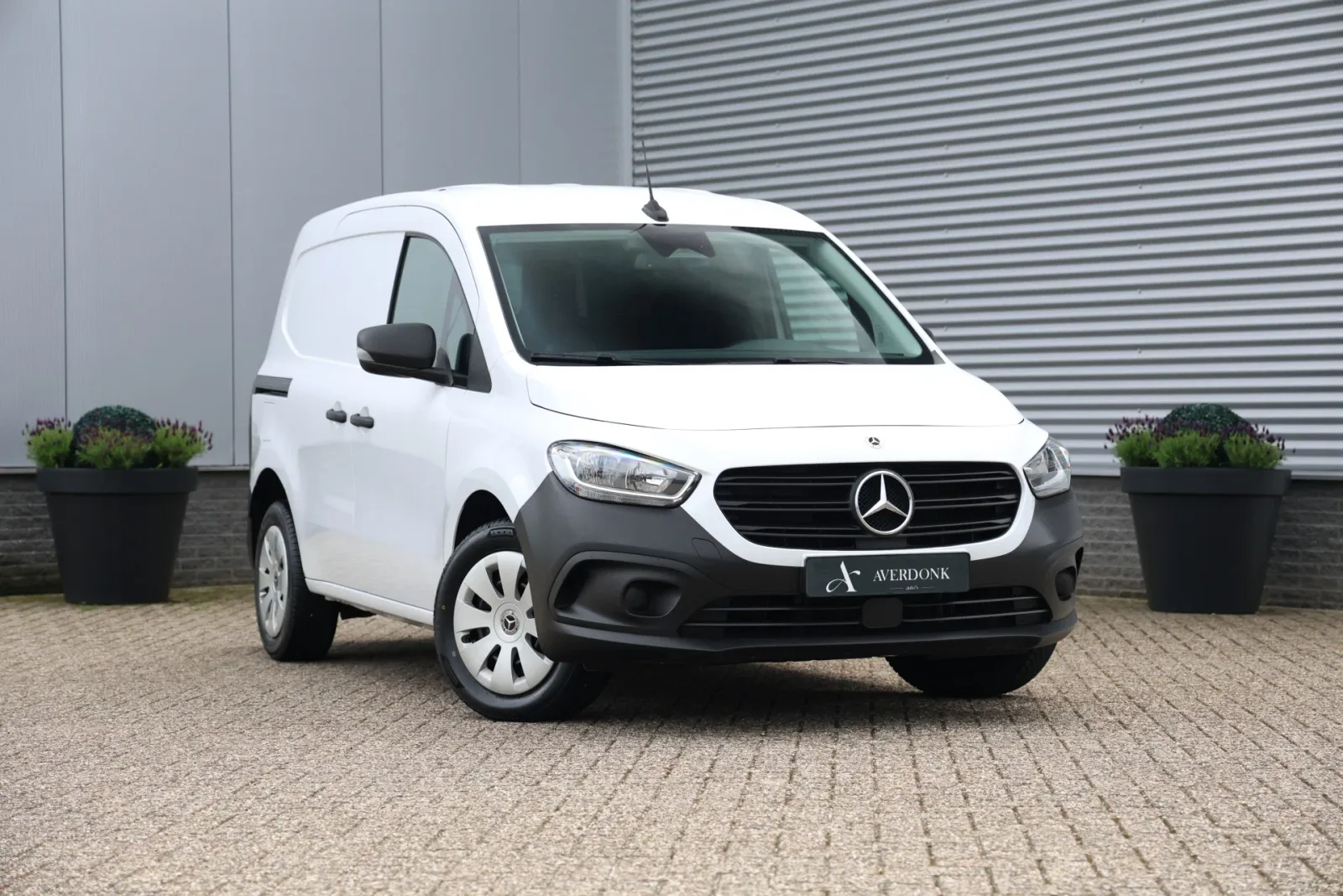 Mercedes-Benz Citan (2023) — foto 1