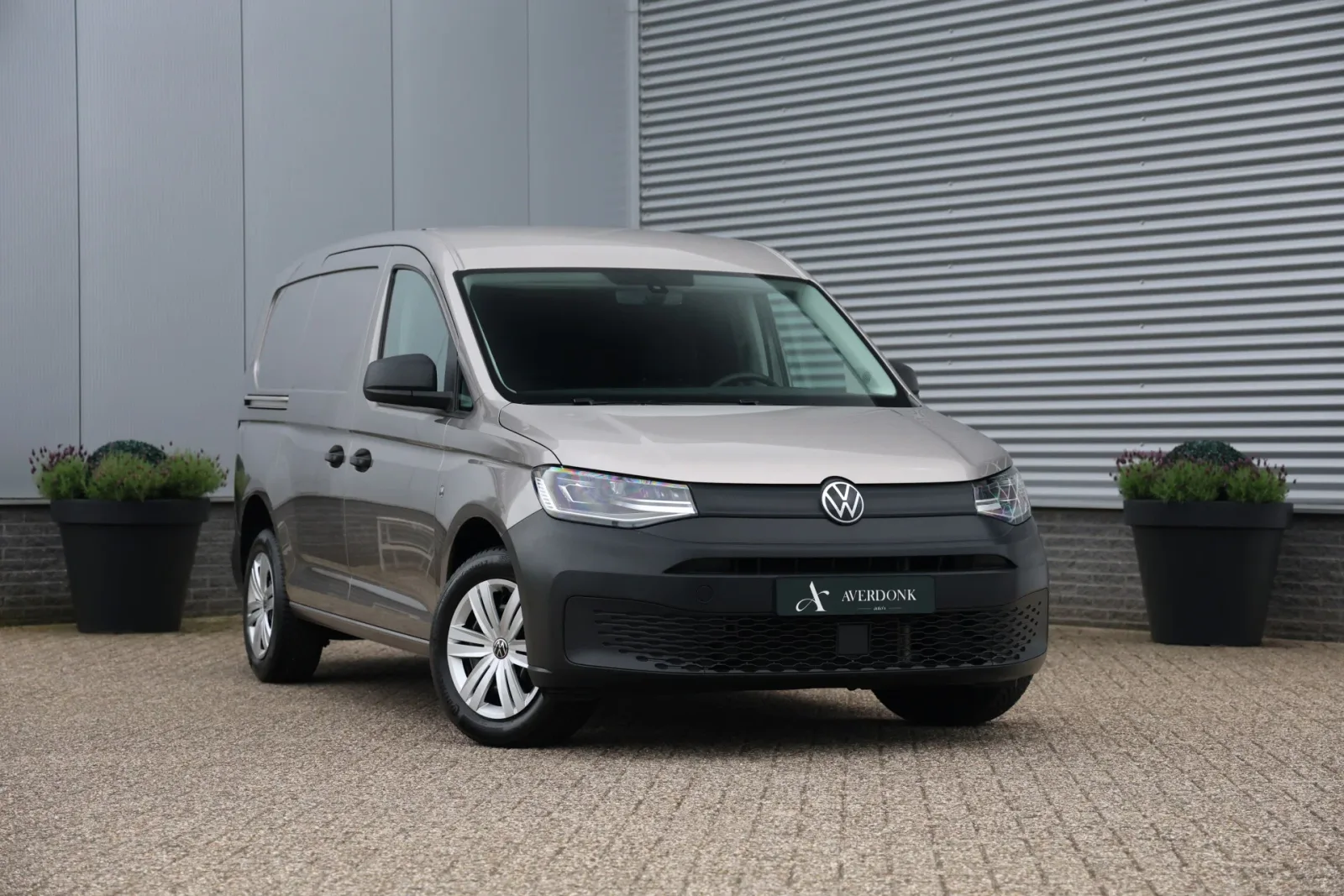 Volkswagen Caddy (2022) — foto 1