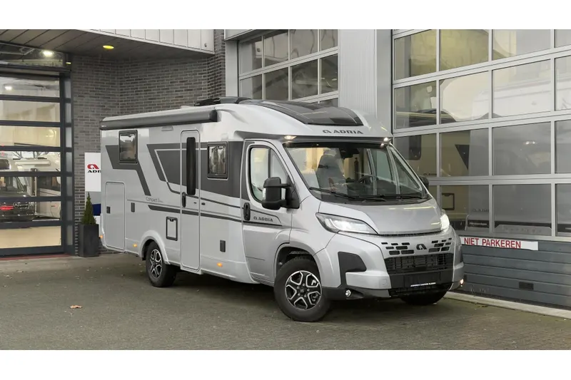 Adria Compact (2026)