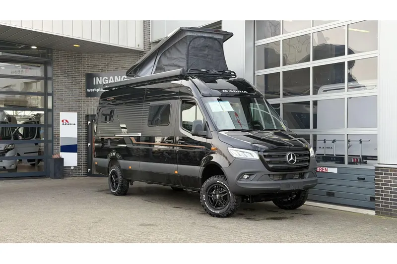 Adria Super-Twin (2026)