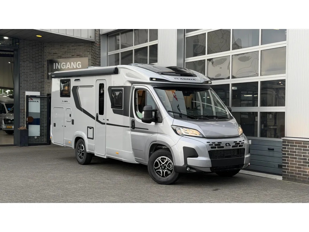 Adria Compact (2026) — foto 1