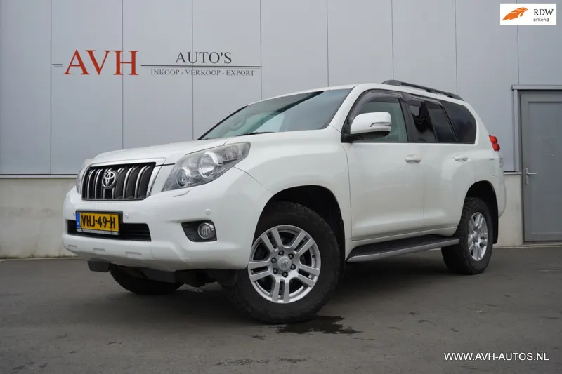 Toyota Land Cruiser (2012)