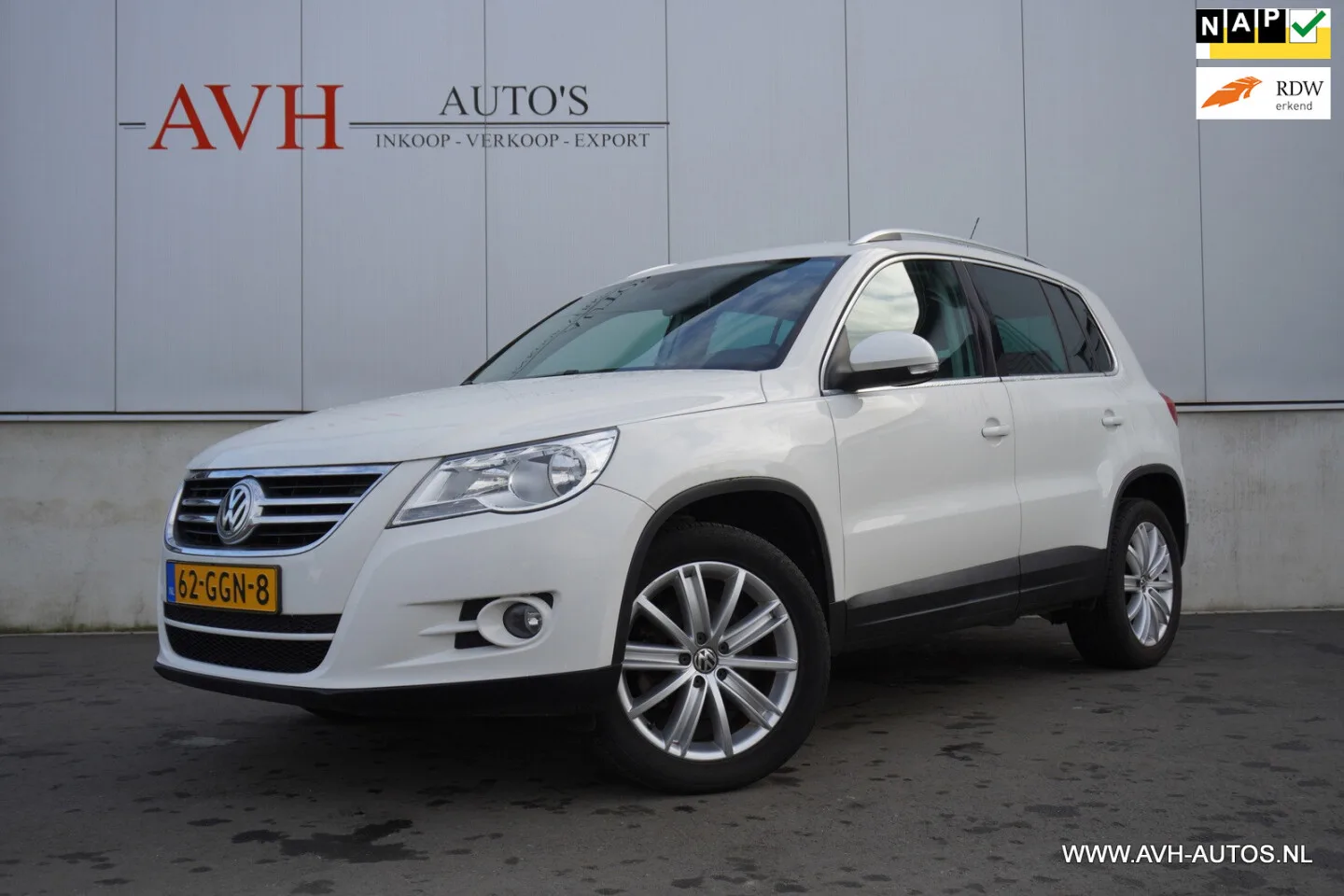 Volkswagen Tiguan (2008) — foto 1