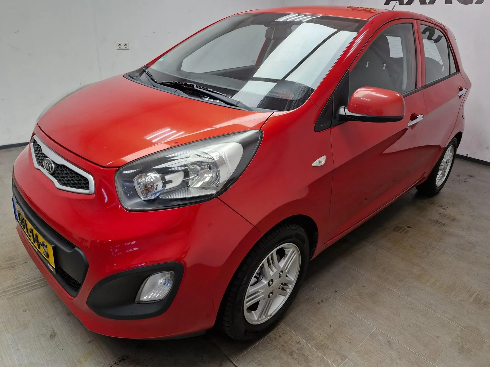 Kia Picanto (2012) — foto 1