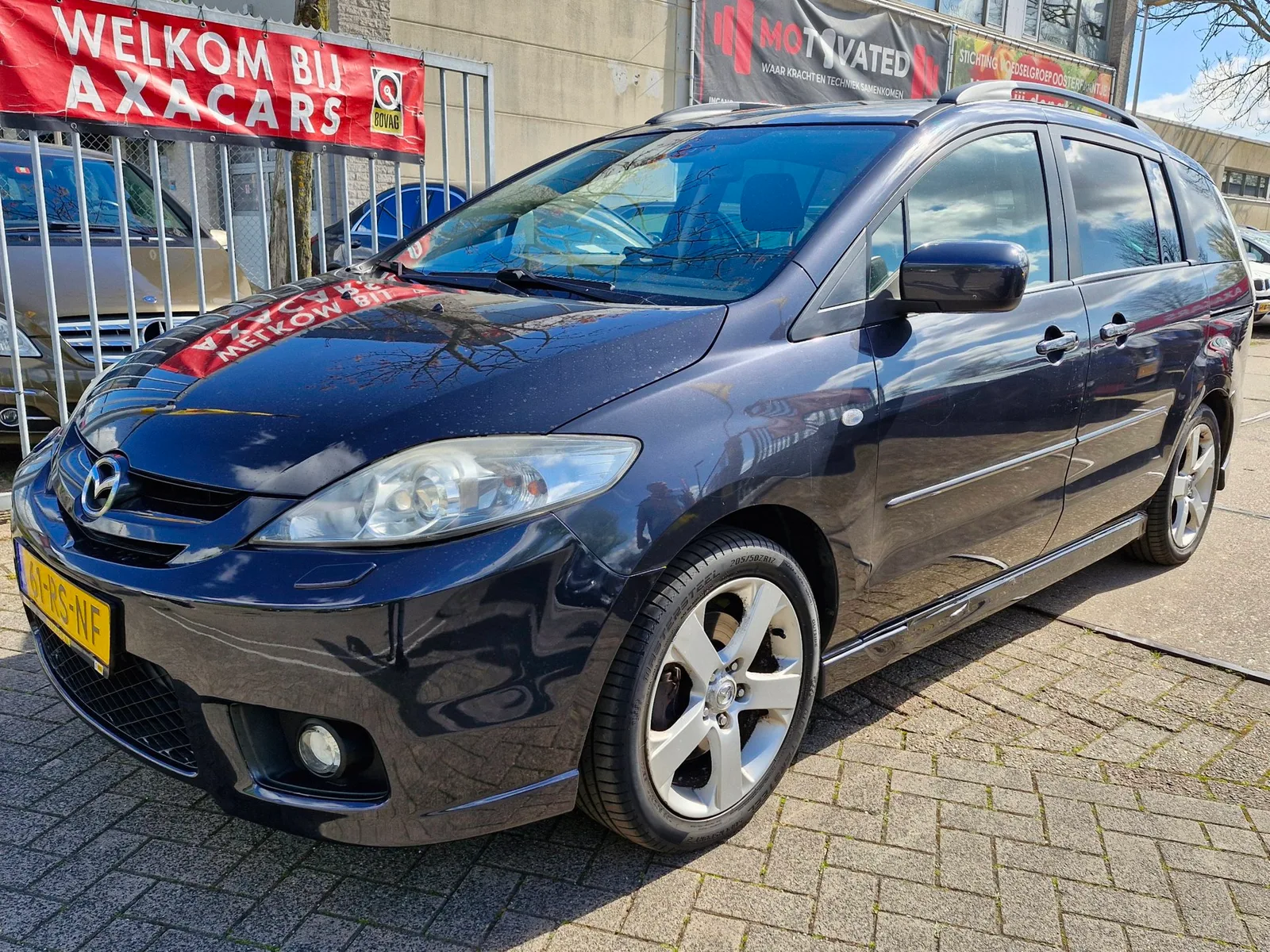 Mazda 5 (2005) — foto 1