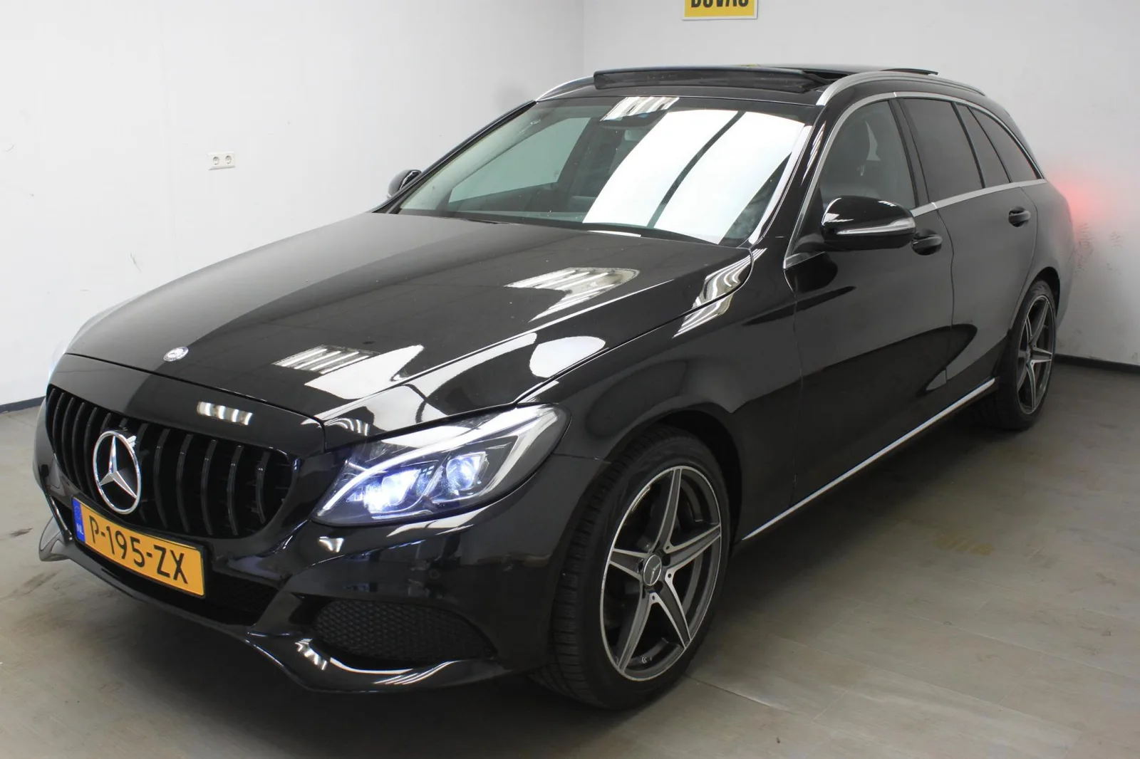 Mercedes-Benz C-Klasse (2015) — foto 1