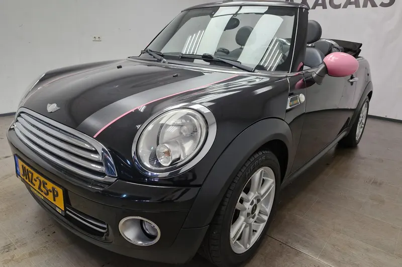 MINI Cabrio (2010)
