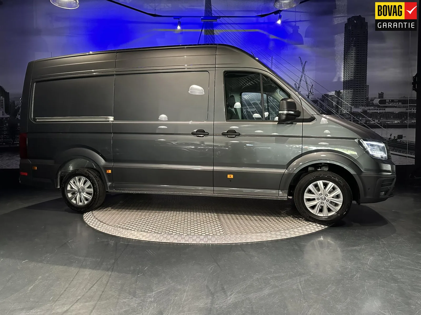 Volkswagen Crafter (2024) — foto 1
