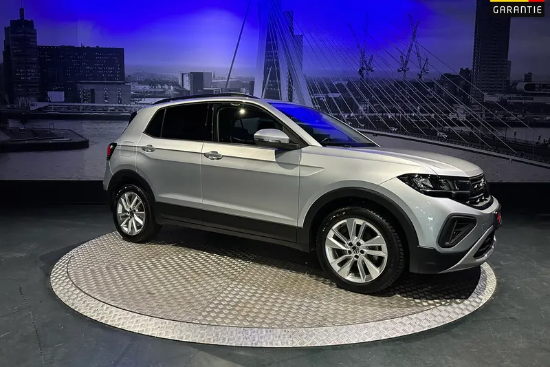Volkswagen T-Cross (2024)