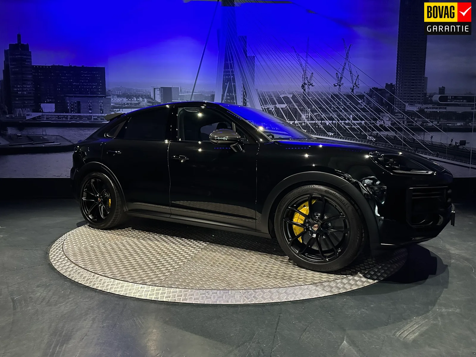 Porsche Cayenne (2025) — foto 1