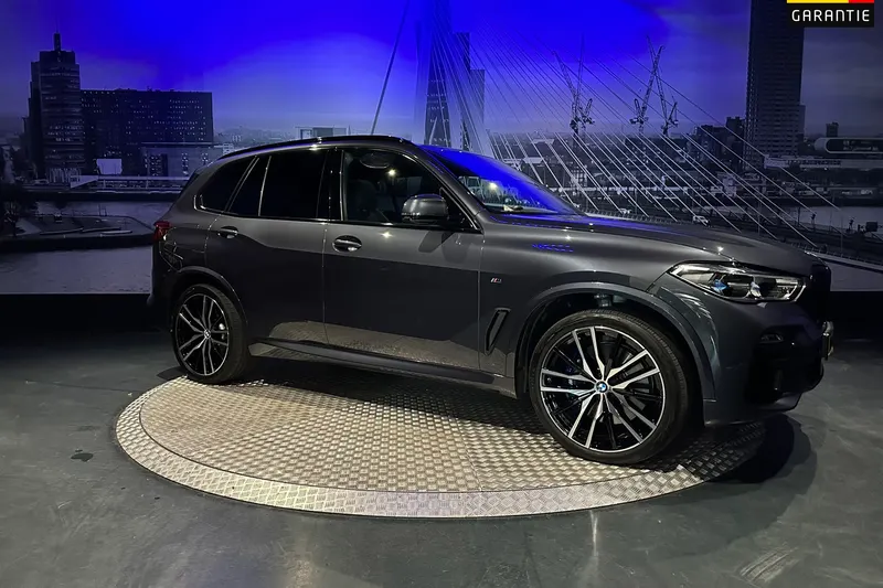 BMW X5 (2020)