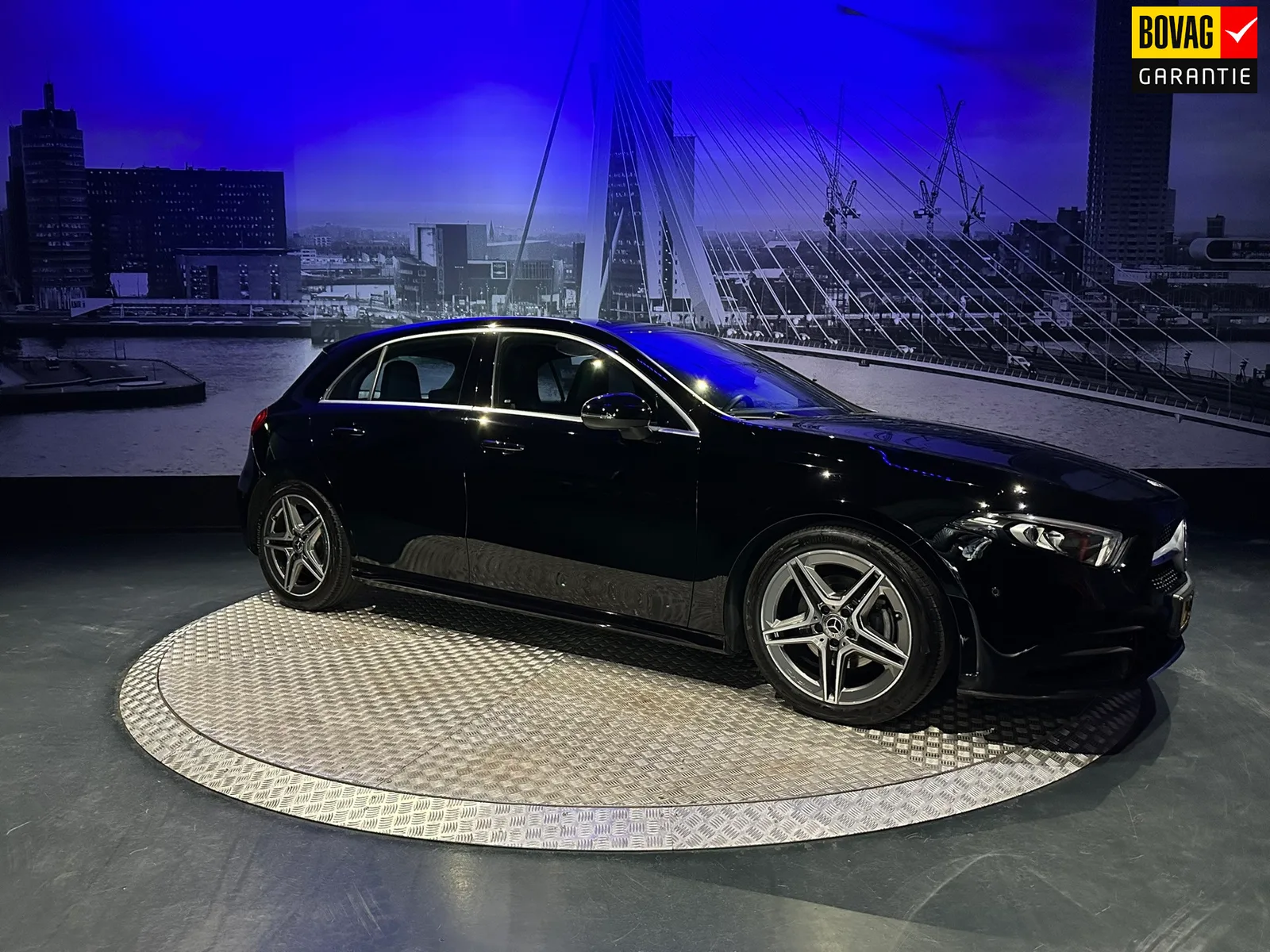 Mercedes-Benz A-Klasse (2021) — foto 1